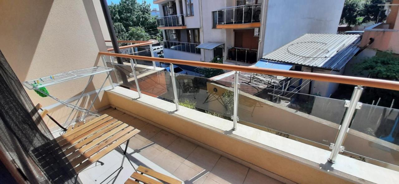 На Море В Сарафово Burgas Extérieur photo
